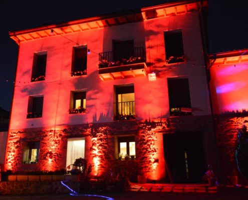 Iluminacion Estructural Fachada - Rojo